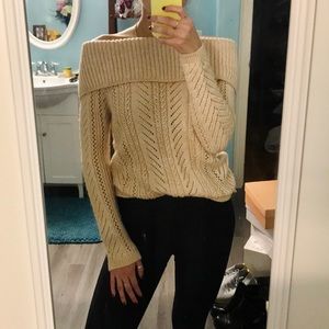 NWOT White House black market sweater